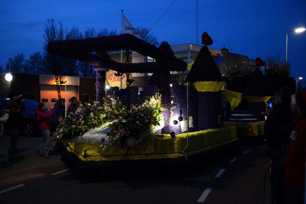 ../Images/Bloemencorso 2015 123.jpg